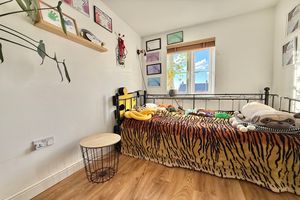 Bedroom 4- click for photo gallery